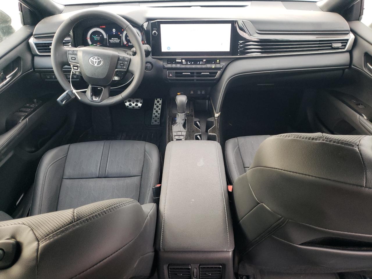 2025 TOYOTA CAMRY XSE photo 8