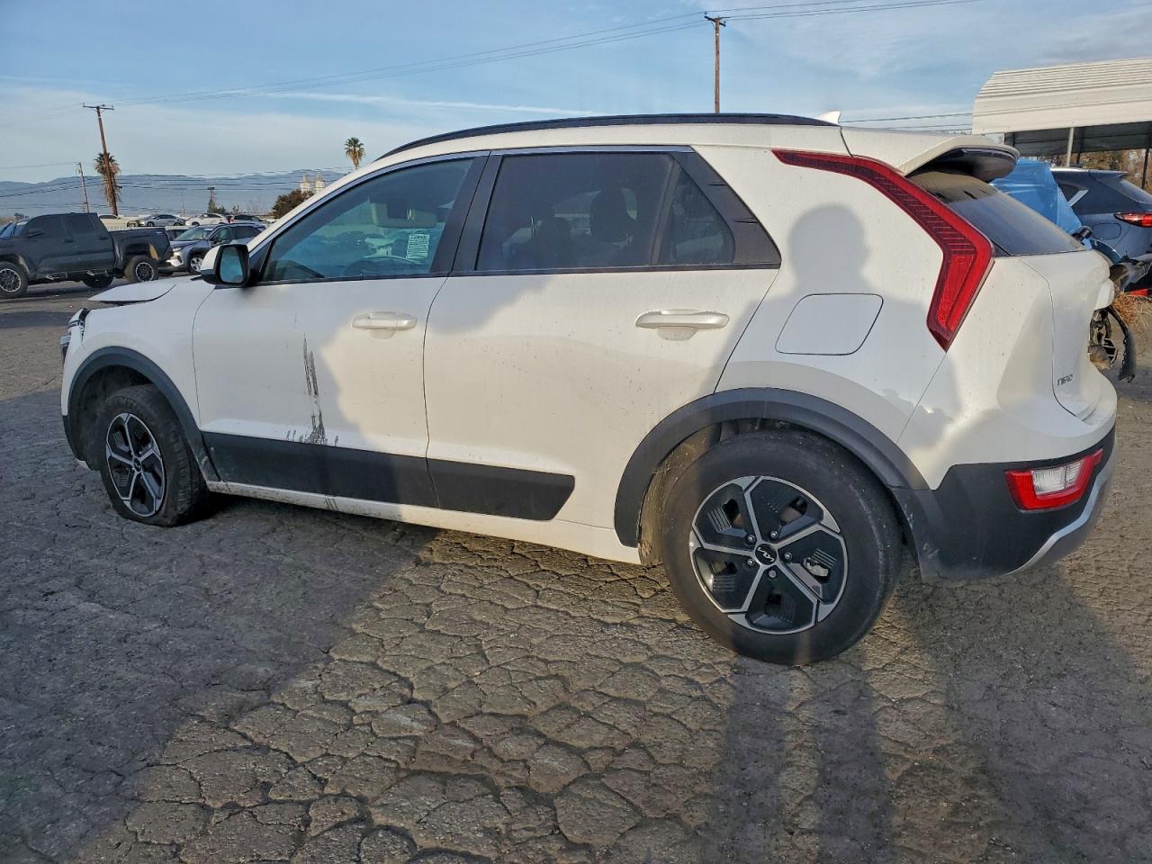 2025 KIA NIRO LX photo 2