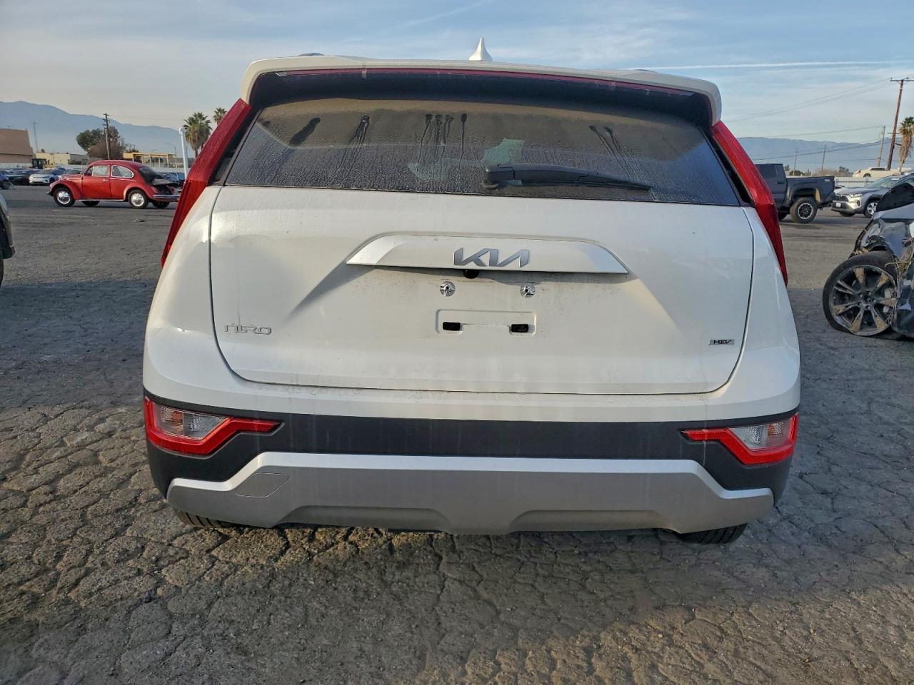 2025 KIA NIRO LX photo 6