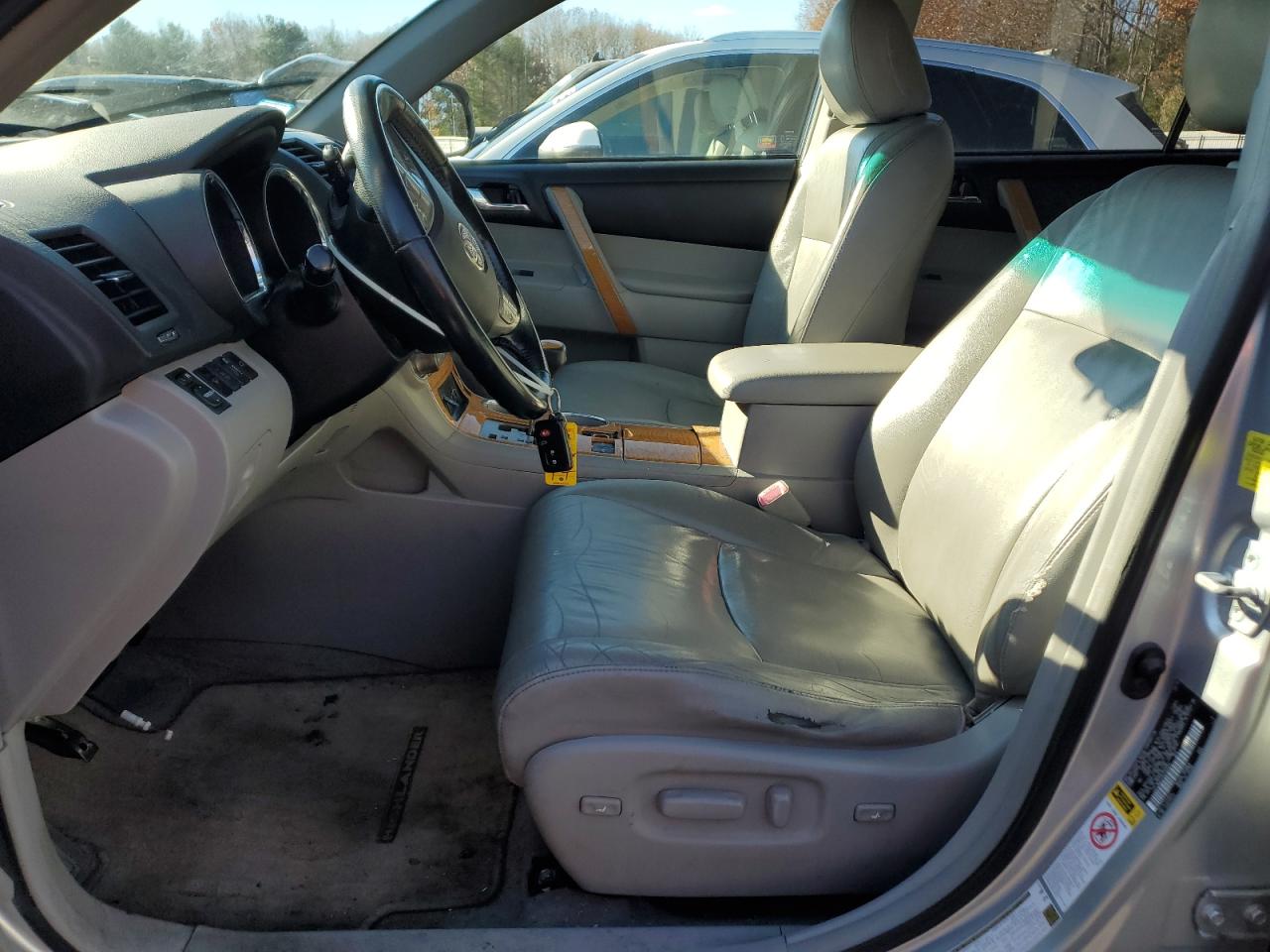 2010 TOYOTA HIGHLANDER HYBRID LIMITED photo 7