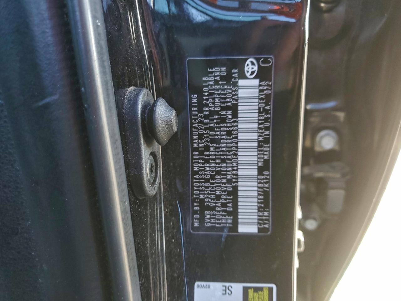 2023 TOYOTA COROLLA LE photo 23