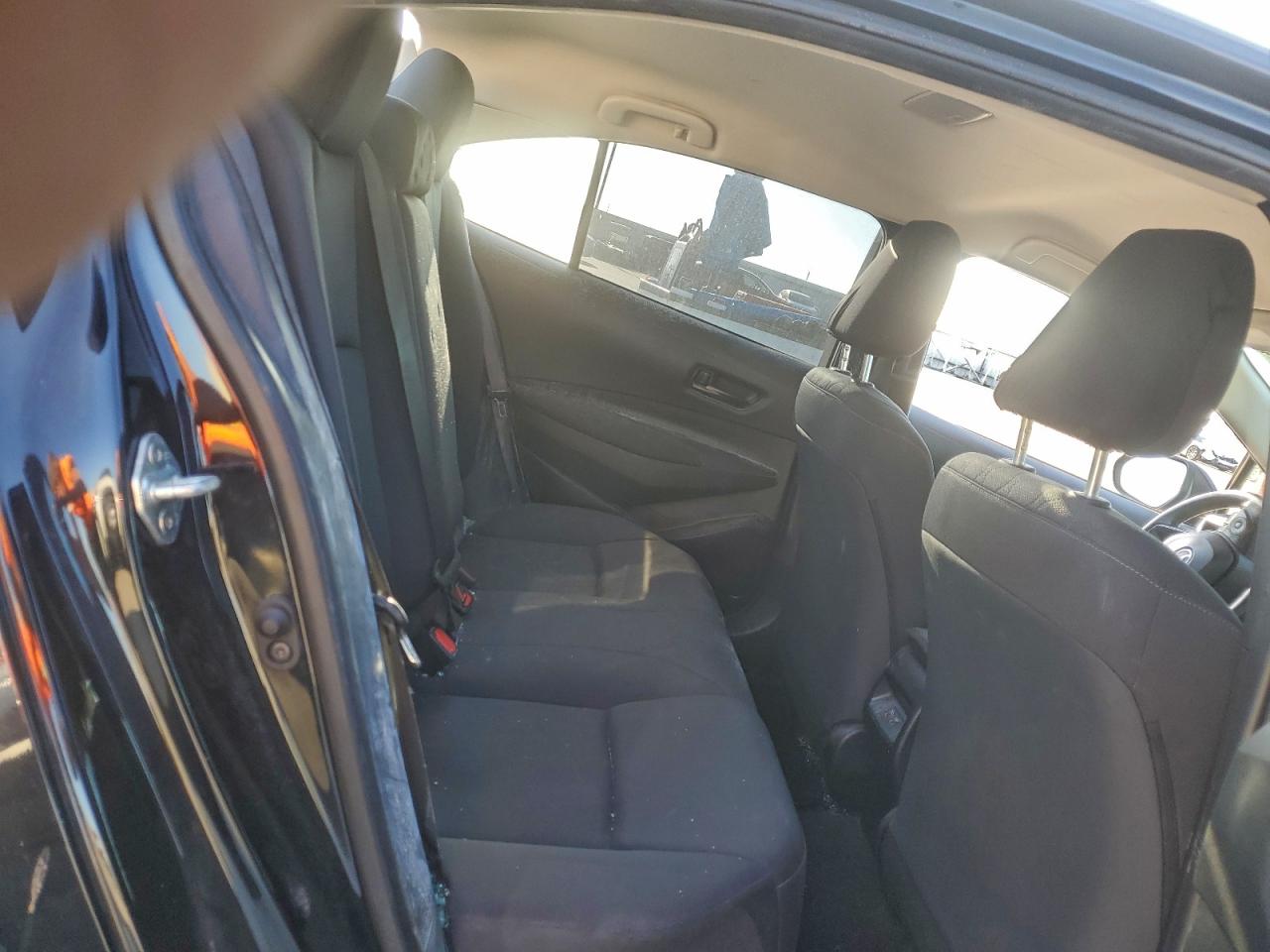 2023 TOYOTA COROLLA LE photo 19