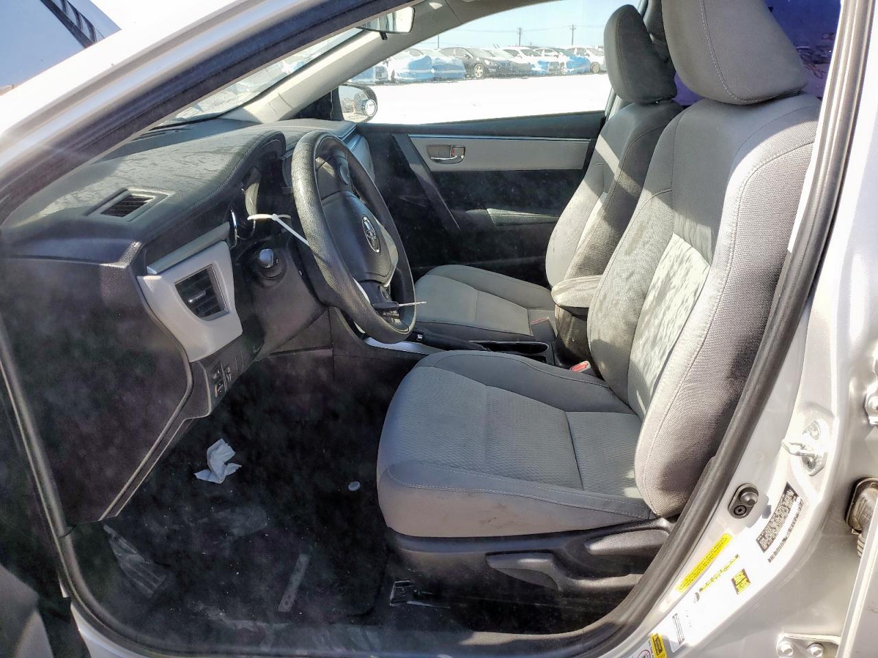 2016 TOYOTA COROLLA LE photo 19
