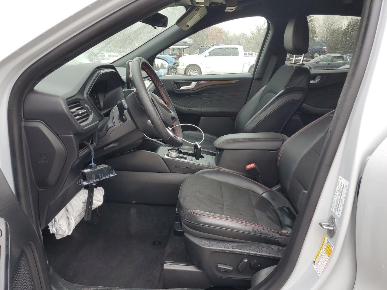 2025 FORD ESCAPE ST LINE photo 7