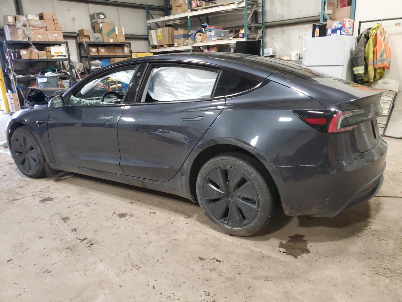 2024 TESLA MODEL 3 photo 2