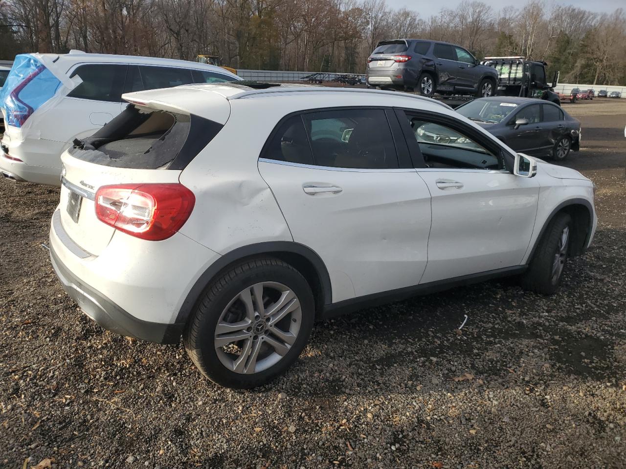2019 MERCEDES-BENZ GLA 250 4MATIC photo 5