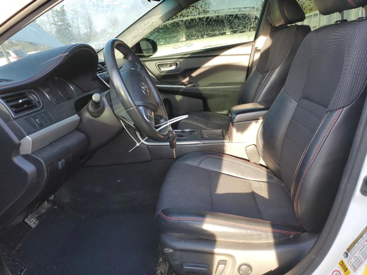 2017 TOYOTA CAMRY photo 7