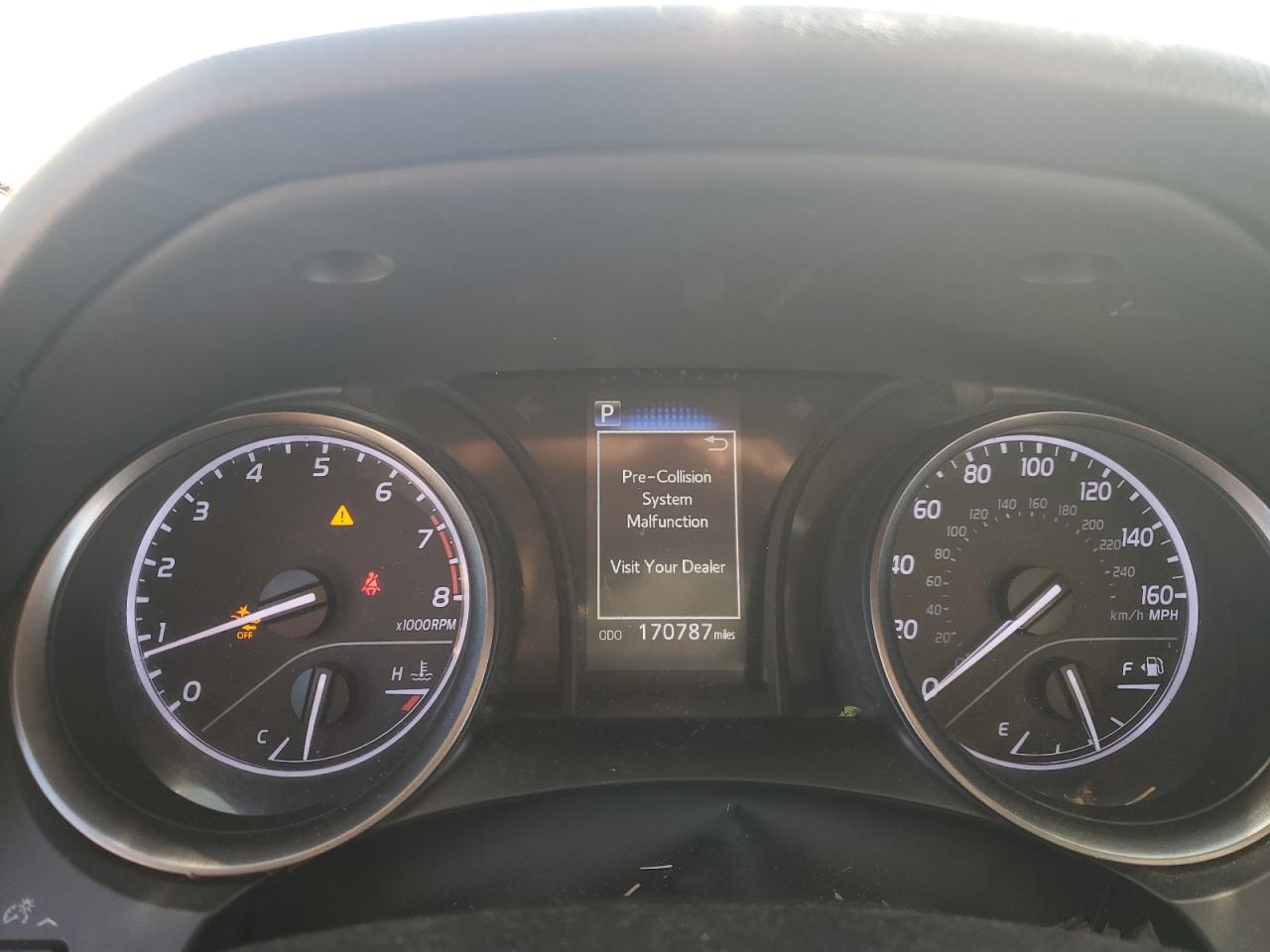 2021 TOYOTA CAMRY SE photo 9