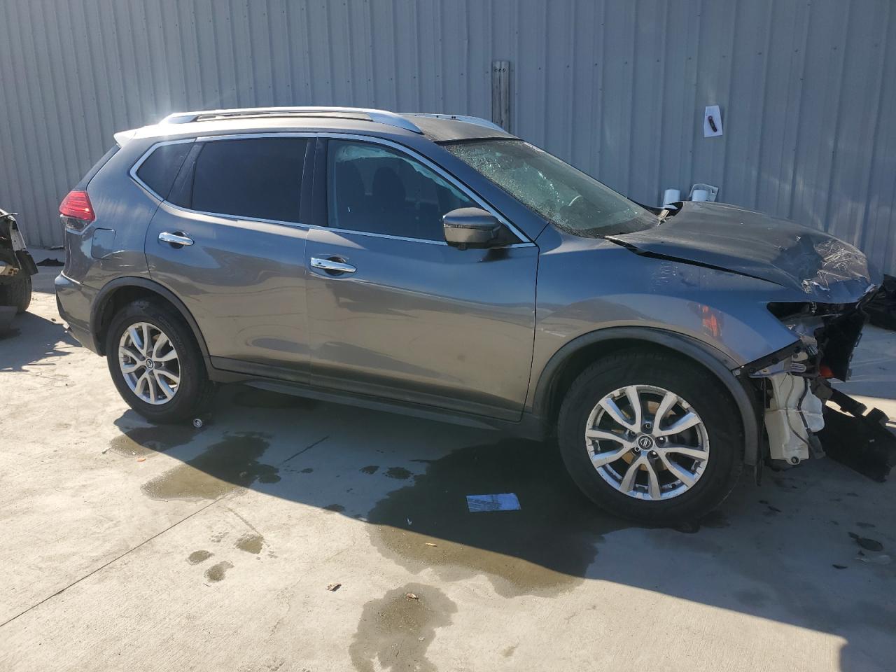 2017 NISSAN ROGUE SV photo 10