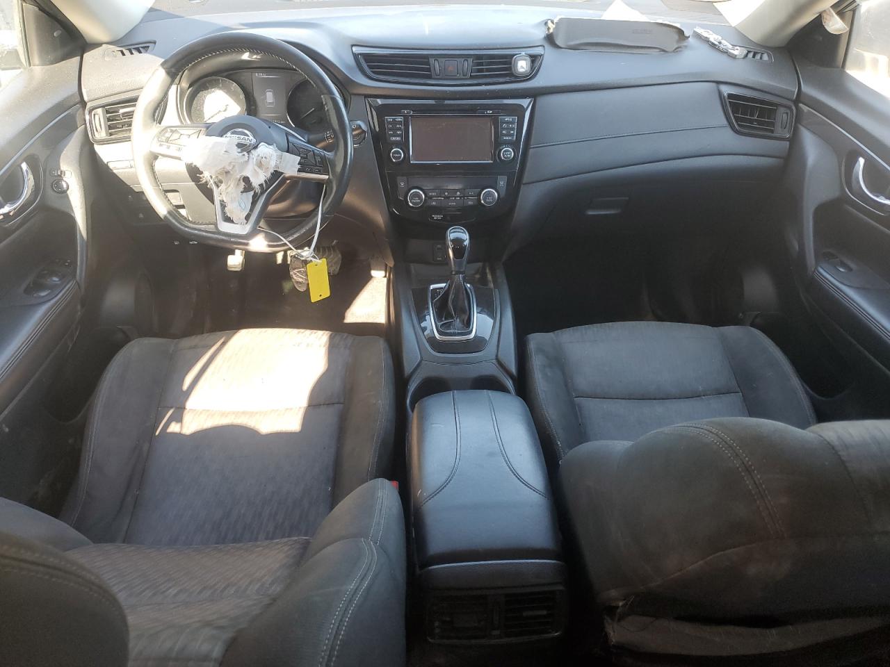 2017 NISSAN ROGUE SV photo 22