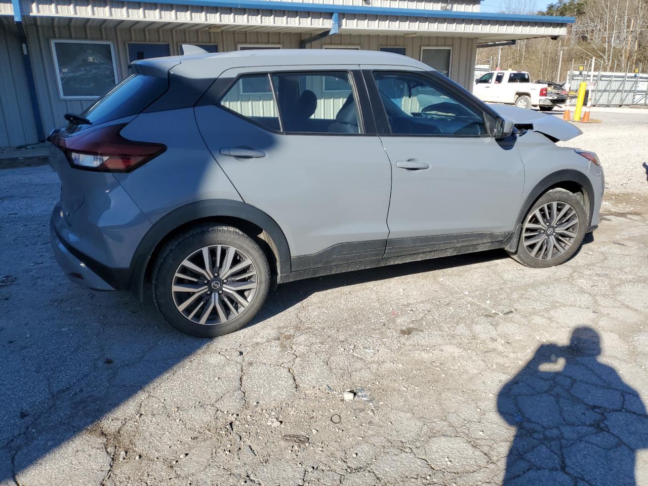 2021 NISSAN KICKS SV photo 5