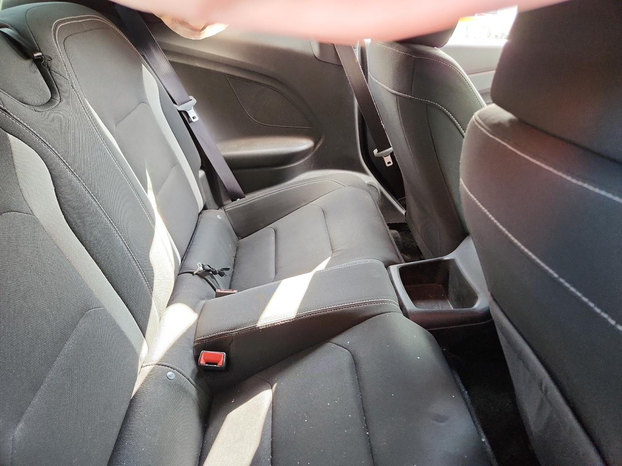 2016 CHEVROLET CAMARO LT photo 19