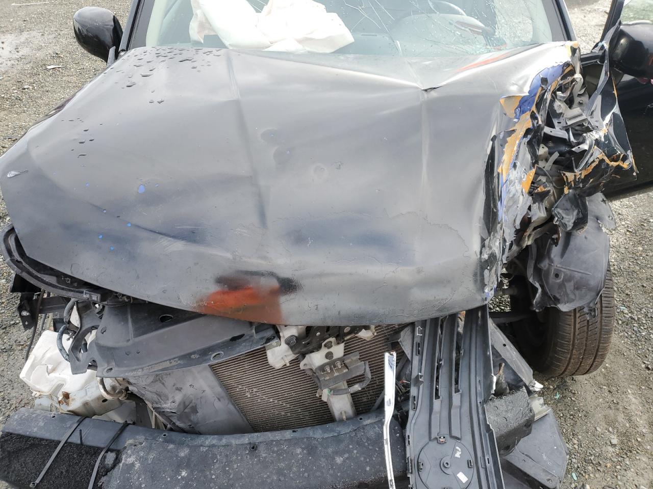 2011 NISSAN VERSA S photo 11
