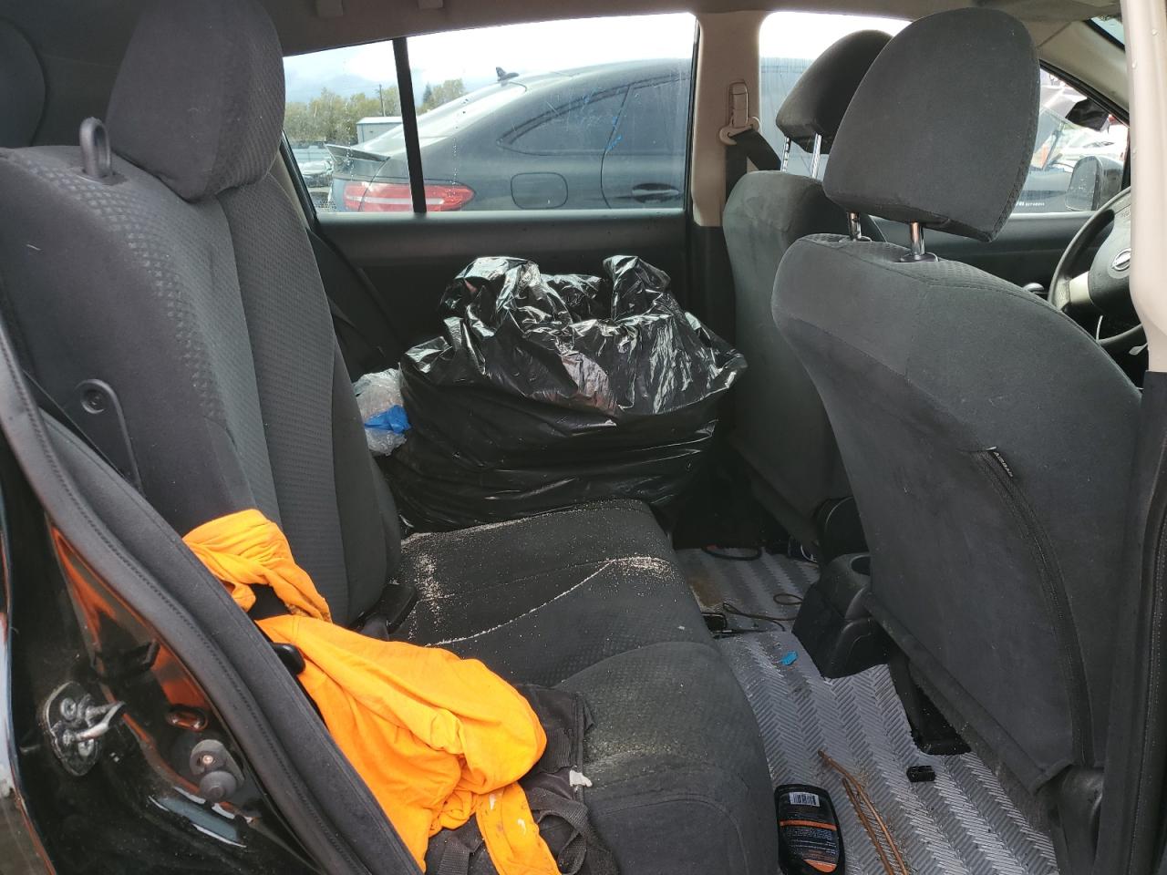 2011 NISSAN VERSA S photo 10