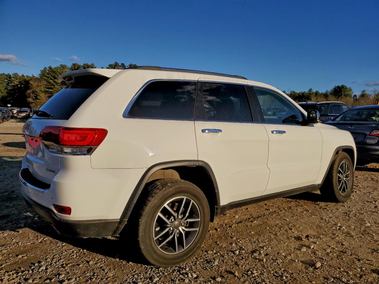 2019 JEEP GRAND CHEROKEE LIMITED photo 7