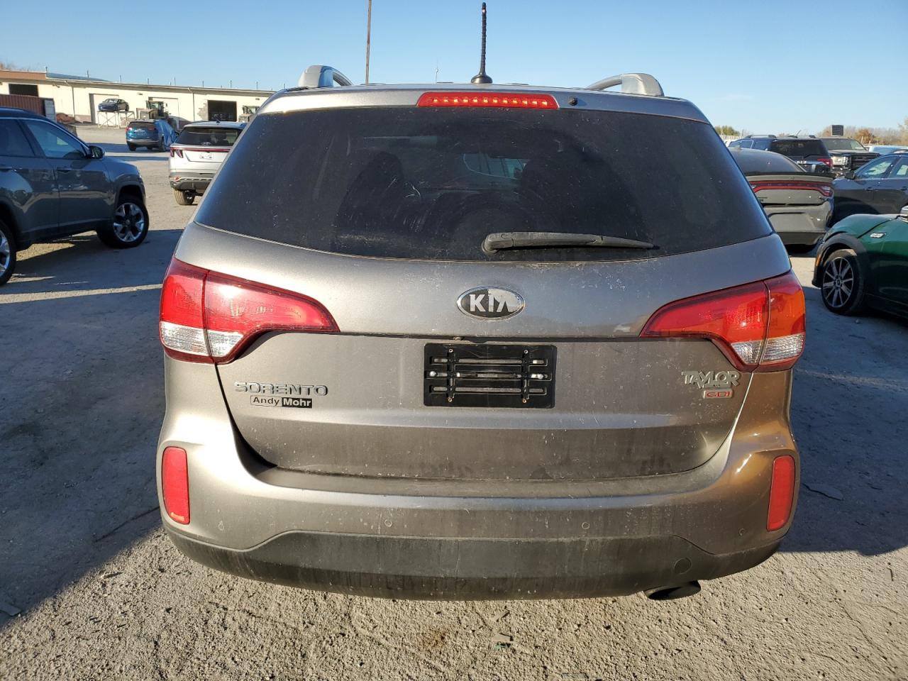 2015 KIA SORENTO LX photo 6