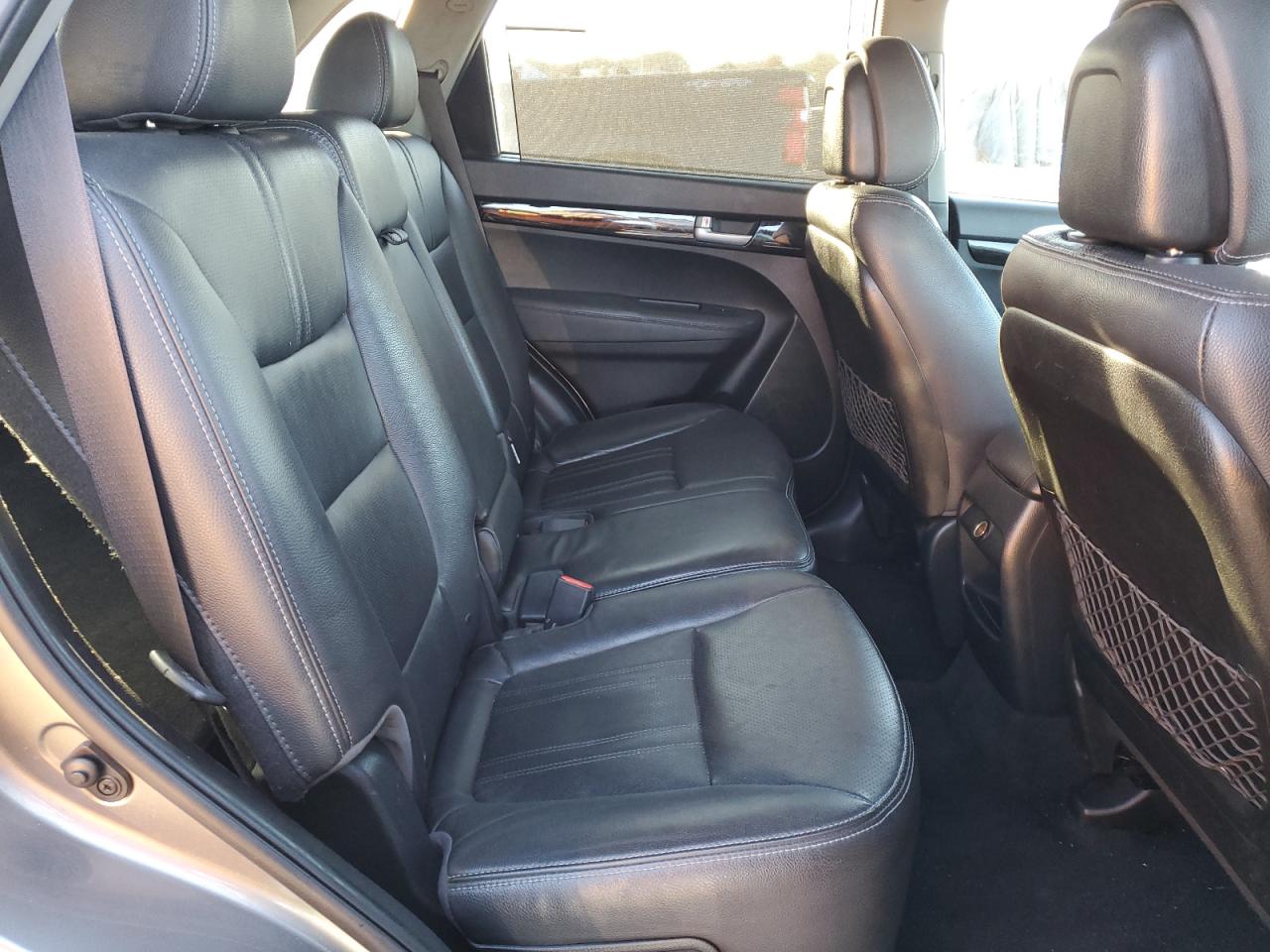 2015 KIA SORENTO LX photo 10