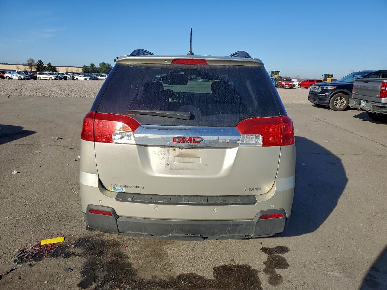 2013 GMC TERRAIN SLE photo 6