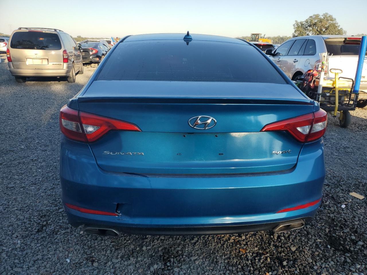 2015 HYUNDAI SONATA SPORT photo 11