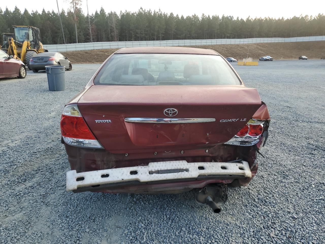 2006 TOYOTA CAMRY LE photo 11