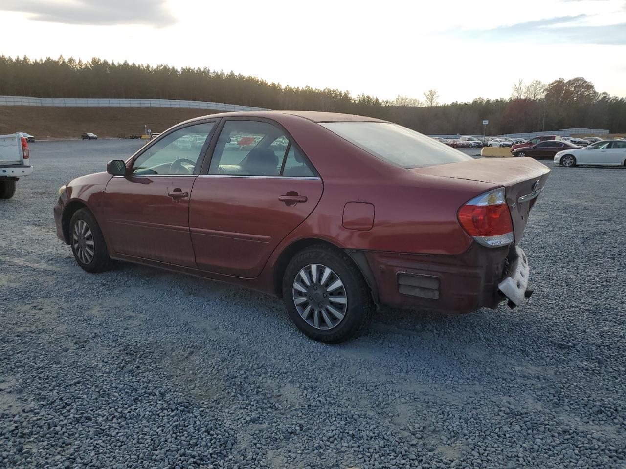 2006 TOYOTA CAMRY LE photo 3
