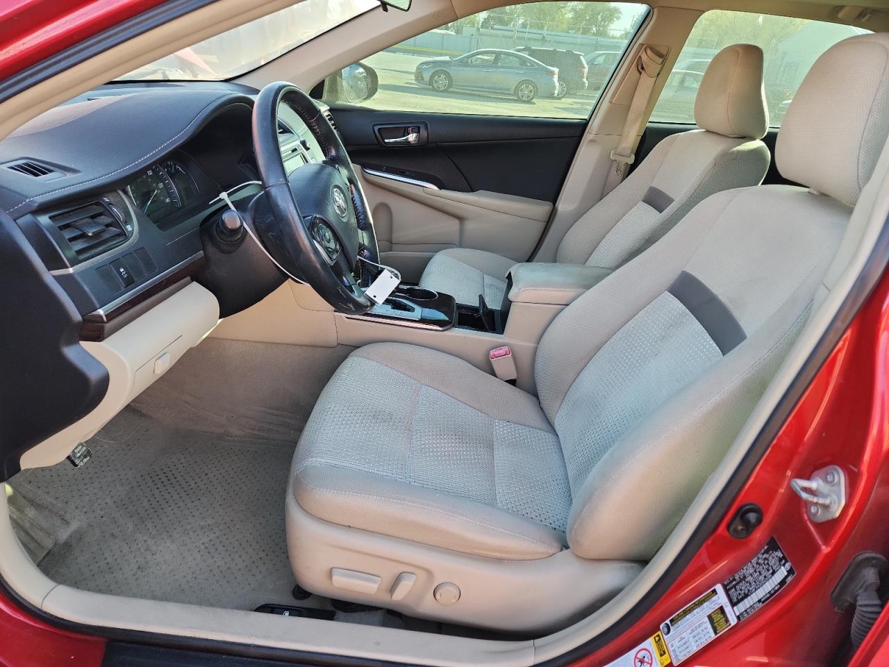 2014 TOYOTA CAMRY photo 7