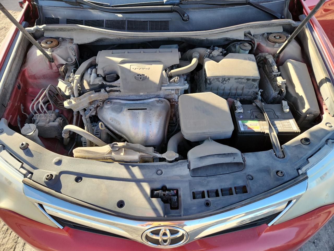 2014 TOYOTA CAMRY photo 11