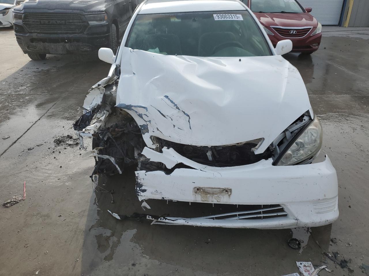 2006 TOYOTA CAMRY LE photo 11
