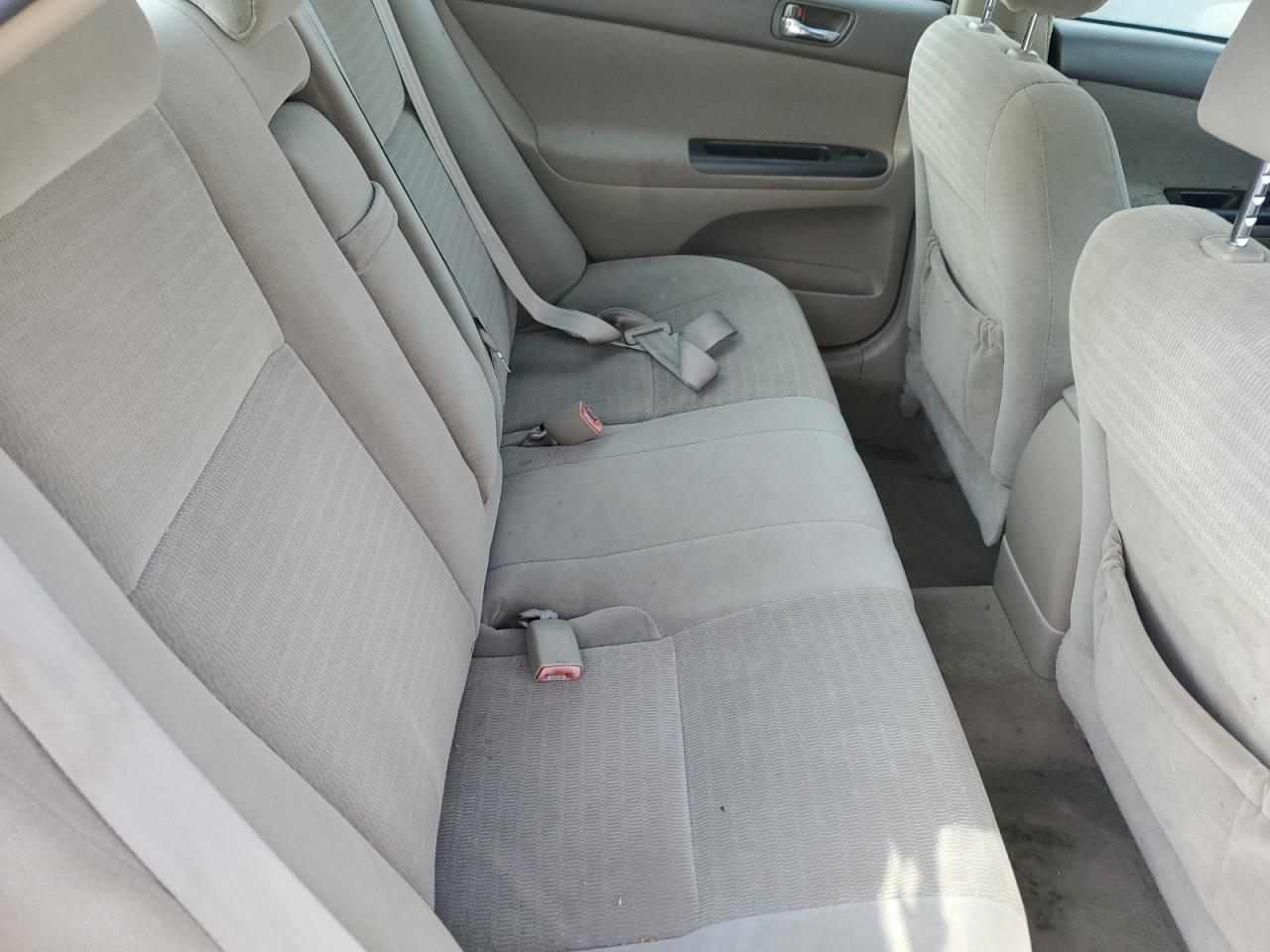 2006 TOYOTA CAMRY LE photo 10