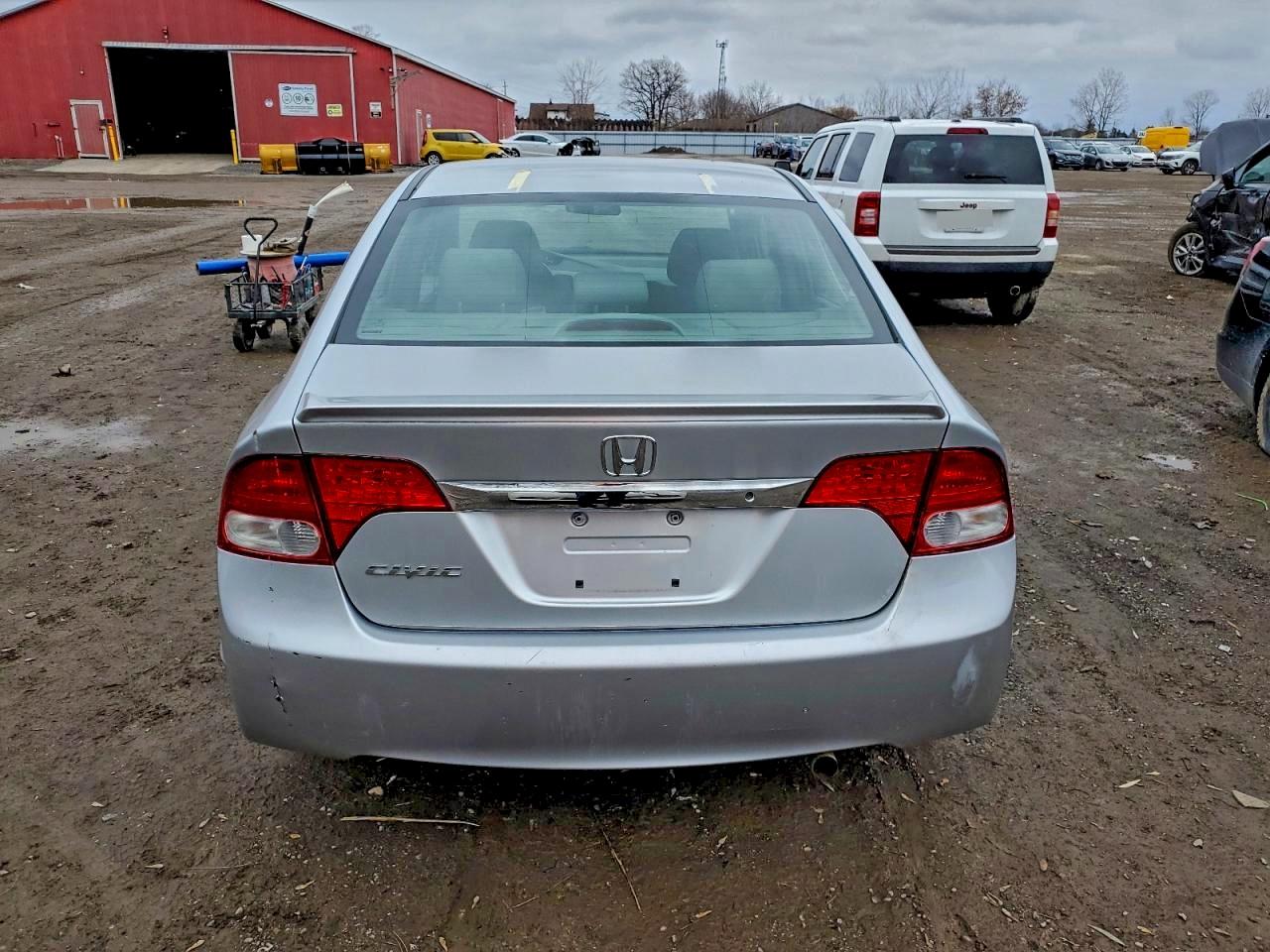 2011 HONDA CIVIC DX-G photo 11