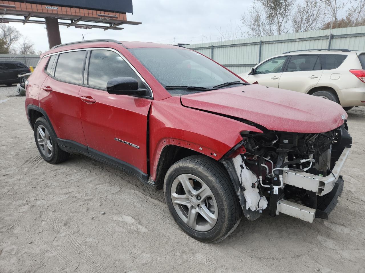 2024 JEEP COMPASS LATITUDE photo 4