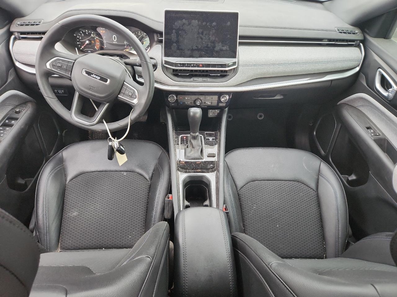 2024 JEEP COMPASS LATITUDE photo 8