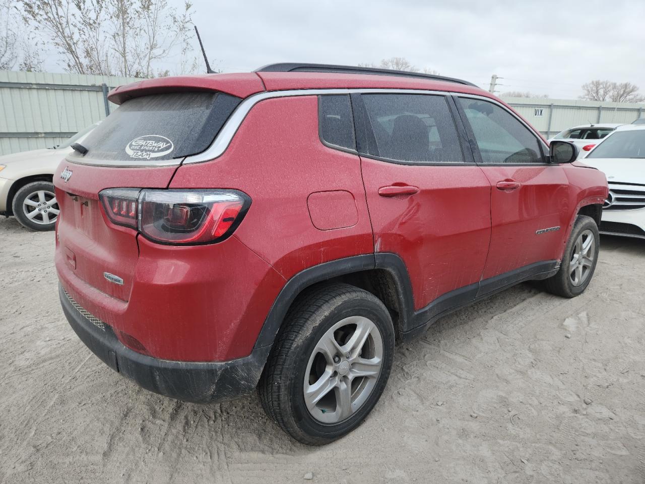2024 JEEP COMPASS LATITUDE photo 3