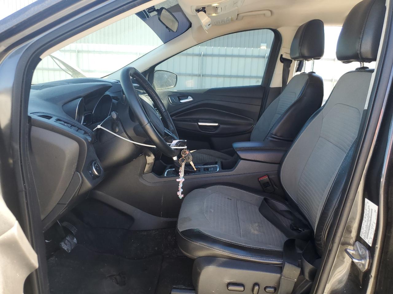 2017 FORD ESCAPE SE photo 7