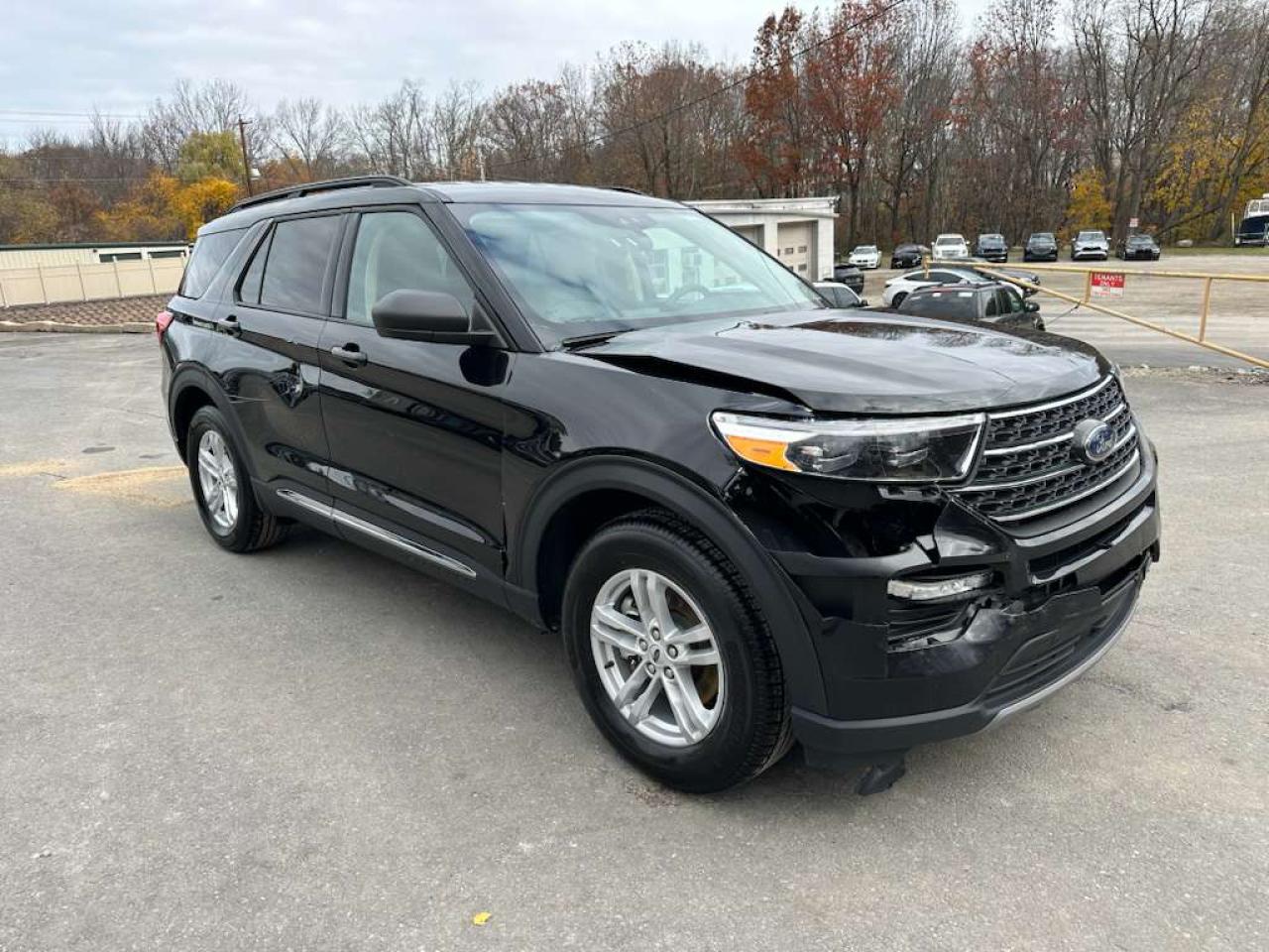 2024 FORD EXPLORER XLT photo 4