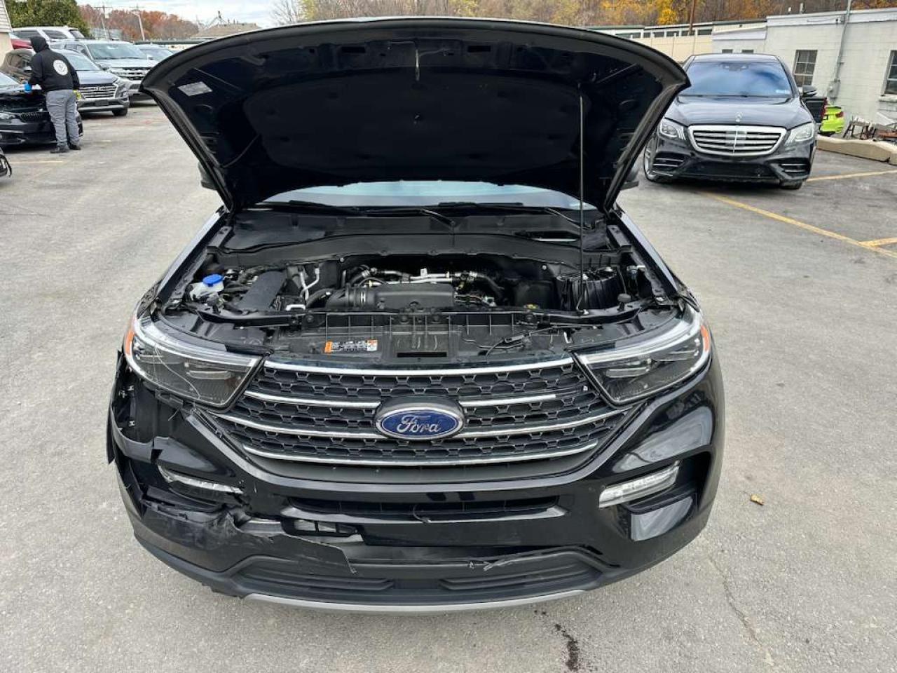 2024 FORD EXPLORER XLT photo 5