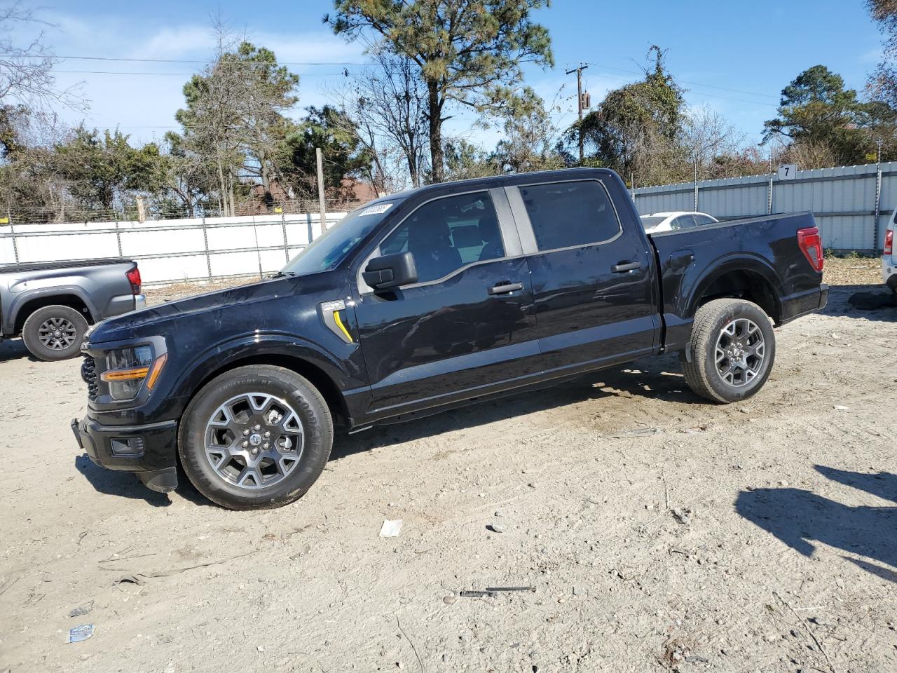 2025 FORD F150