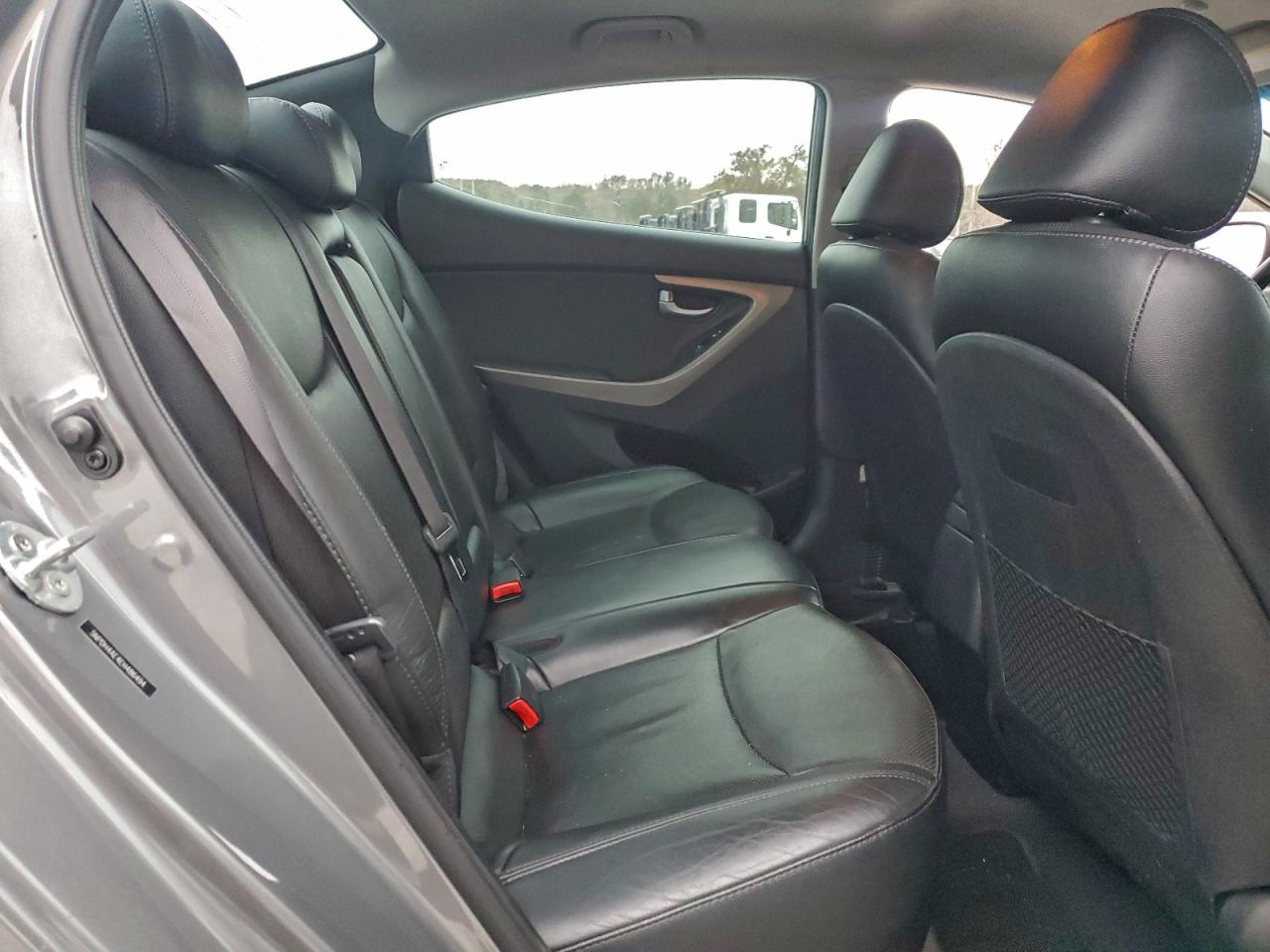 2014 HYUNDAI ELANTRA SE photo 19