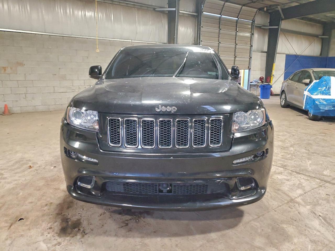 2012 JEEP GRAND CHEROKEE SRT-8 photo 5
