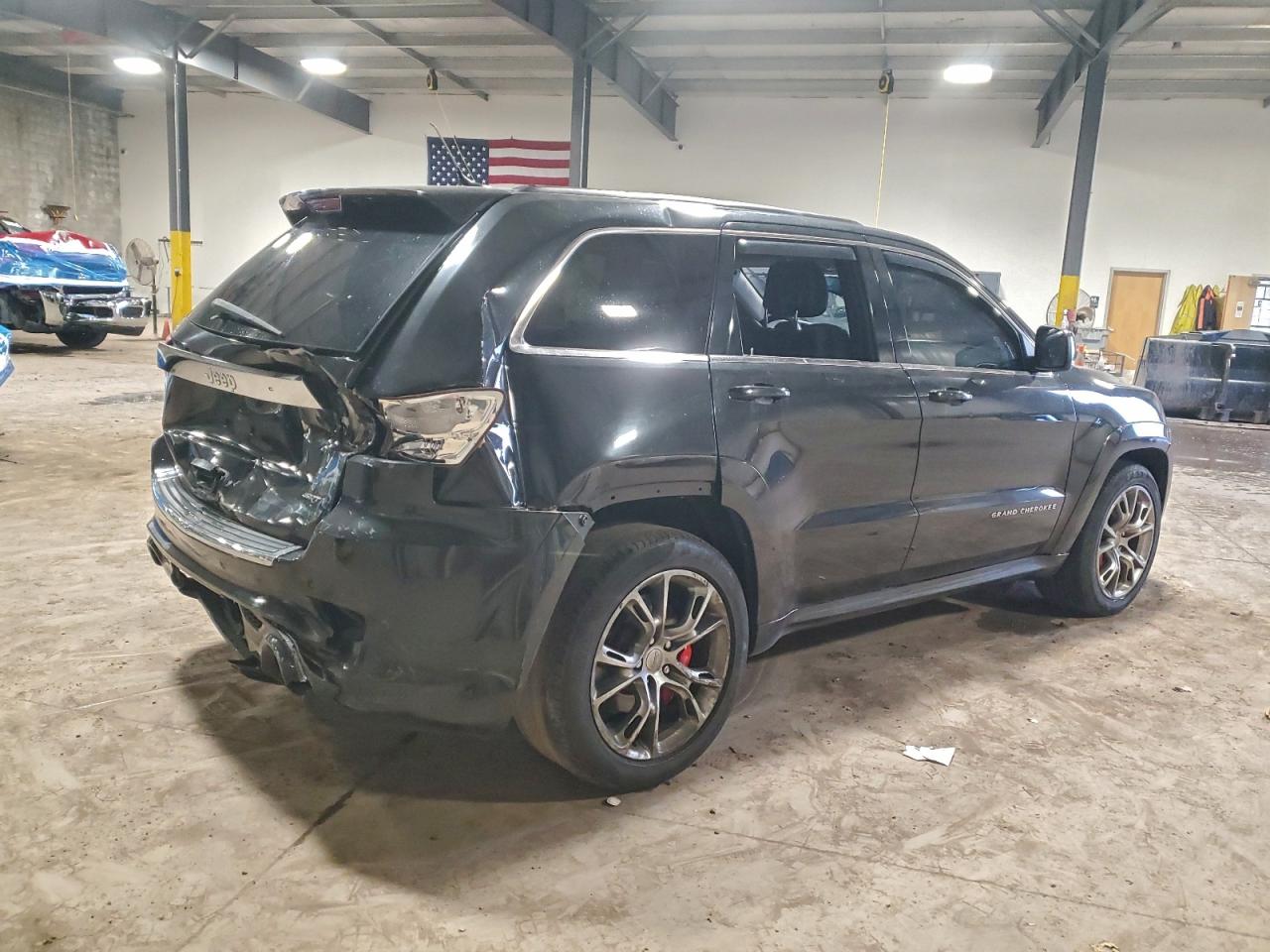 2012 JEEP GRAND CHEROKEE SRT-8 photo 3