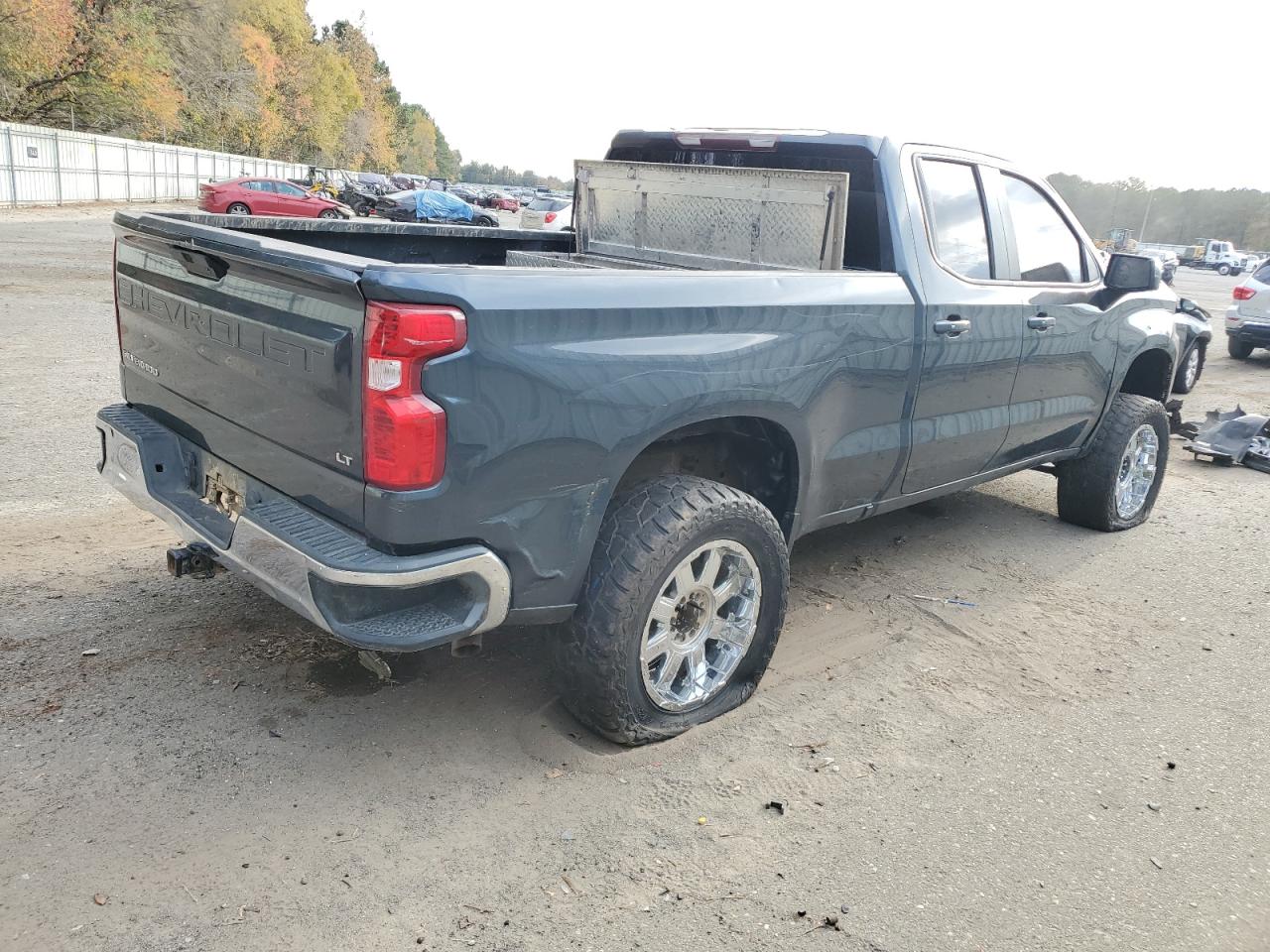 2019 CHEVROLET SILVERADO C1500 LT photo 5