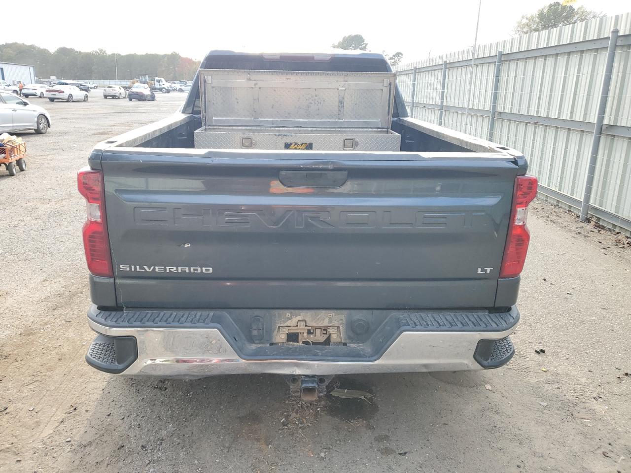 2019 CHEVROLET SILVERADO C1500 LT photo 11