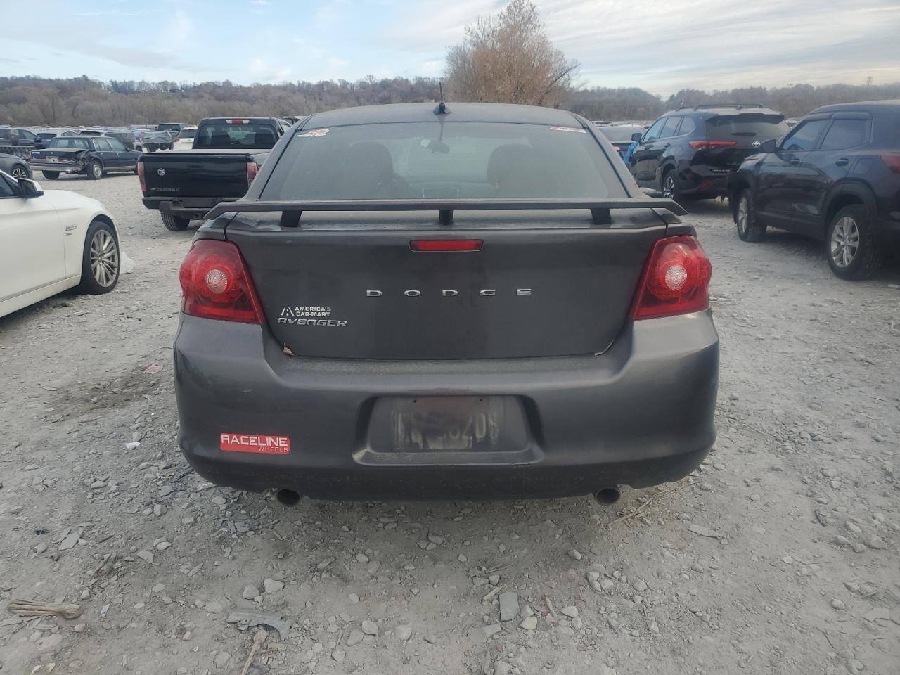 2014 DODGE AVENGER SE photo 6