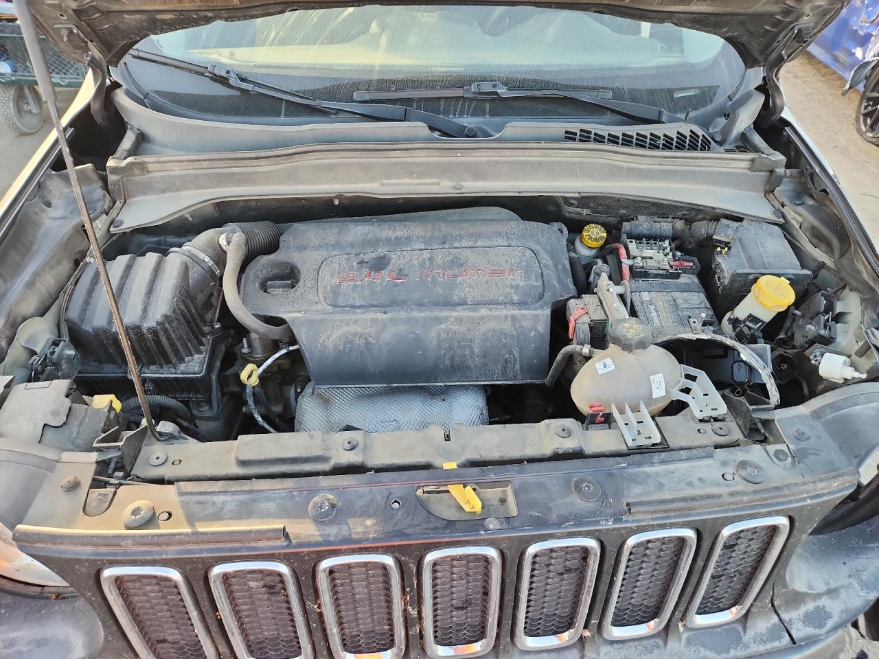 2017 JEEP RENEGADE SPORT photo 21