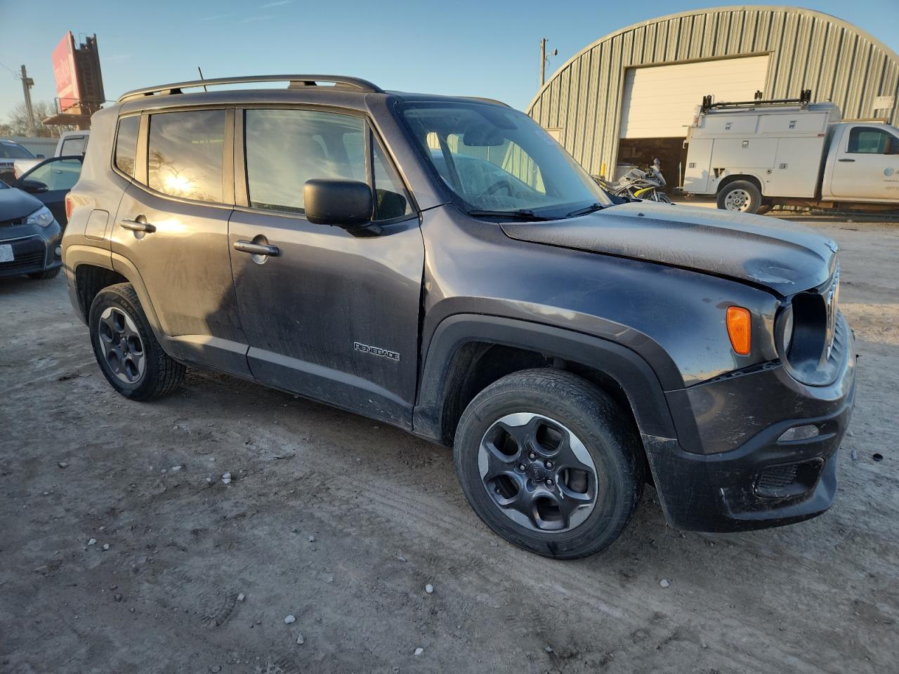 2017 JEEP RENEGADE SPORT photo 7