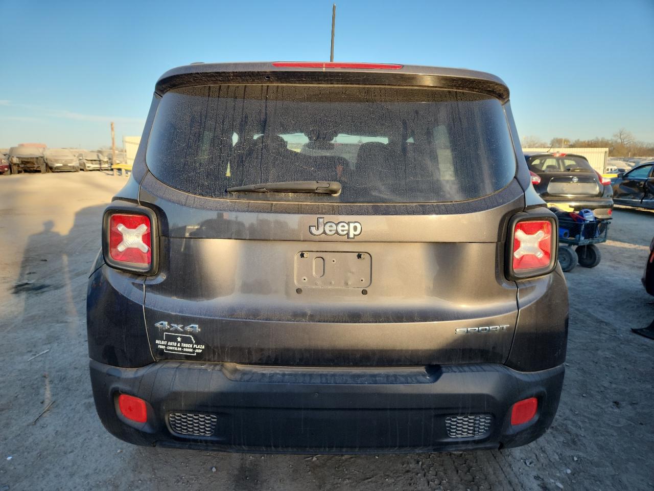 2017 JEEP RENEGADE SPORT photo 11