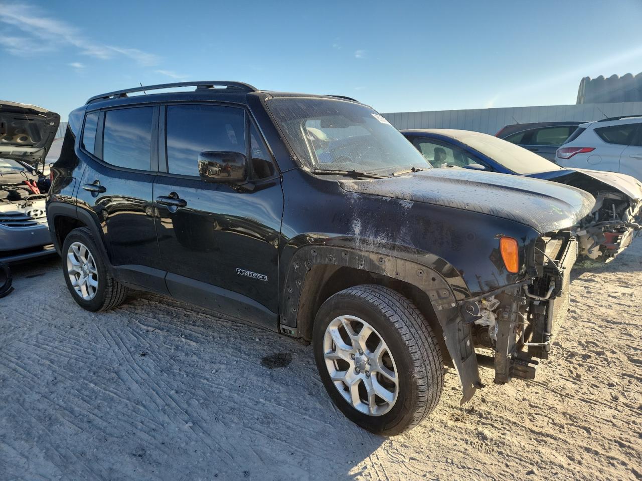 2017 JEEP RENEGADE LATITUDE photo 4