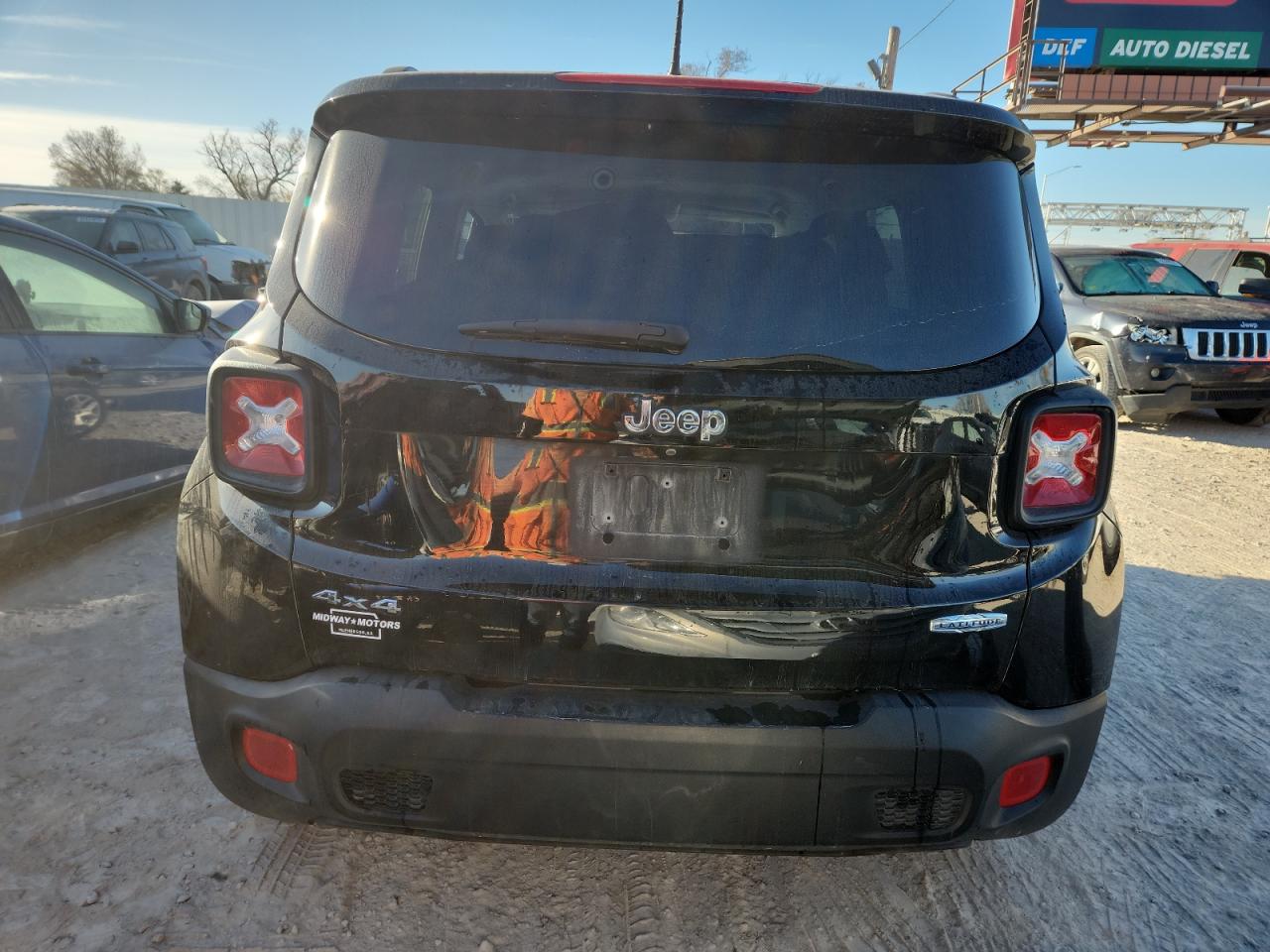 2017 JEEP RENEGADE LATITUDE photo 6