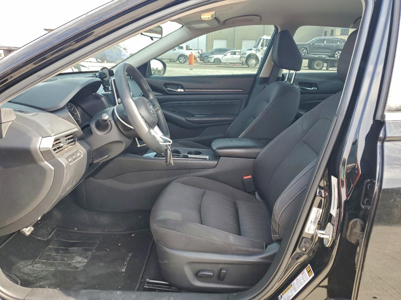 2019 NISSAN ALTIMA S photo 7