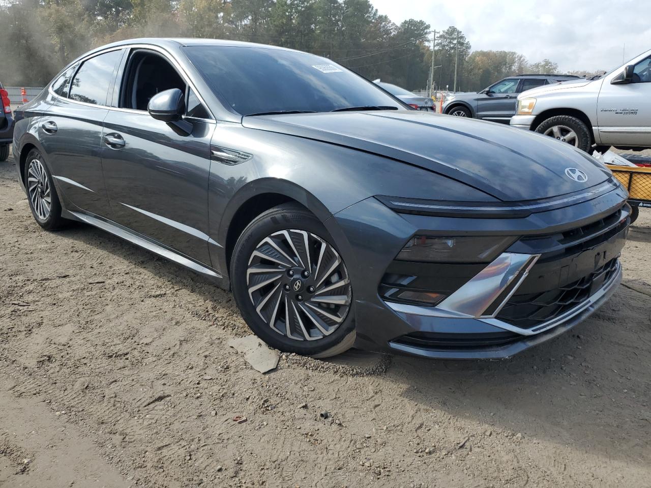 2024 HYUNDAI SONATA HYBRID photo 4